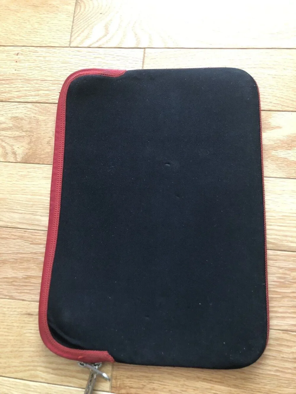 ZADEZ Neoprene Laptop Tablet‎ Holder Black Red 13 x 10 inches